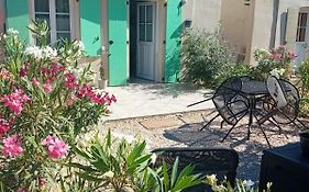 Maison Coquette En Camargue